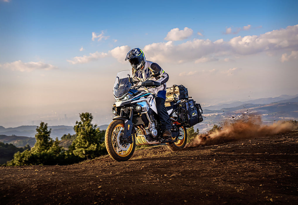 CFMOTO 800 MT Explore