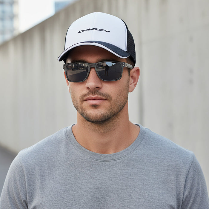 OAKLEY Classic Trucker Hat